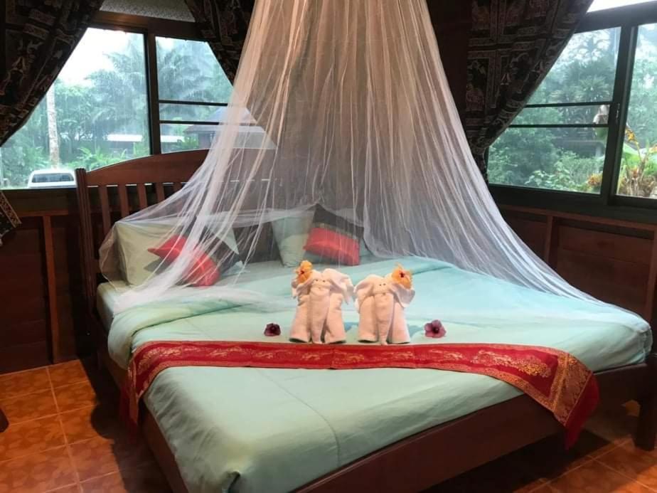 Khao Sok River & Jungle 3*