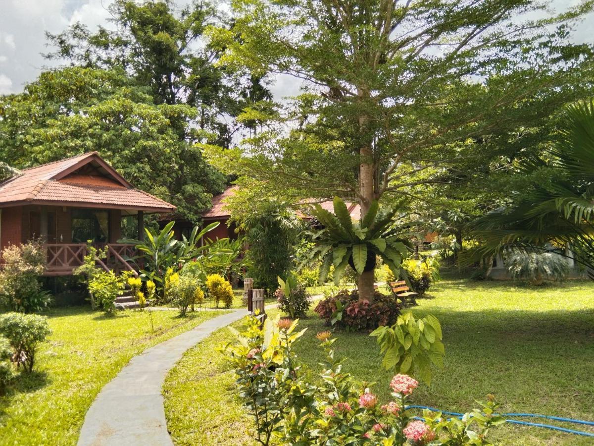 Hotel Khao Sok River & Jungle